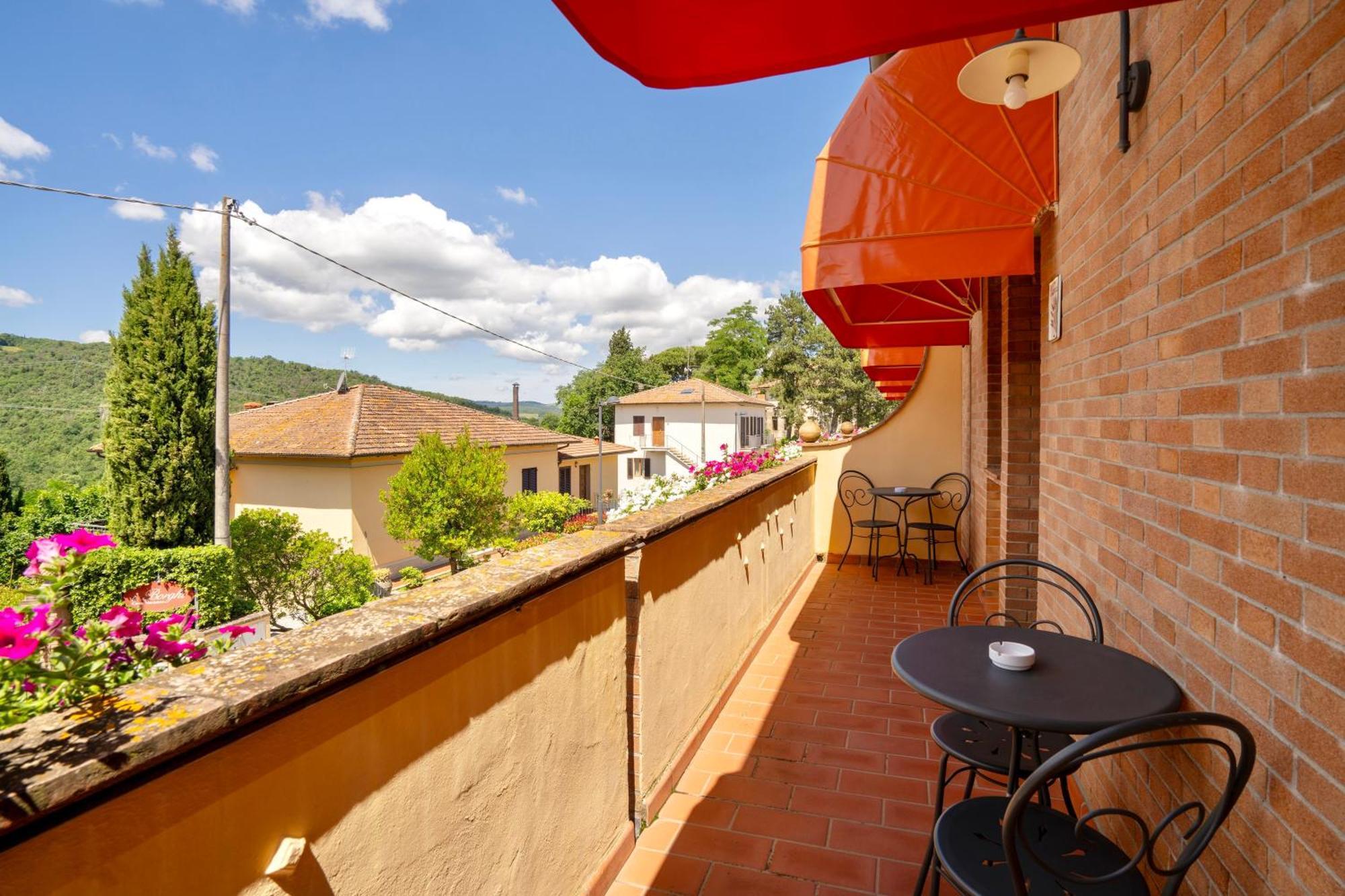 Casa Vacanze Con Piscina A San Gimignano Aparthotel Exterior photo